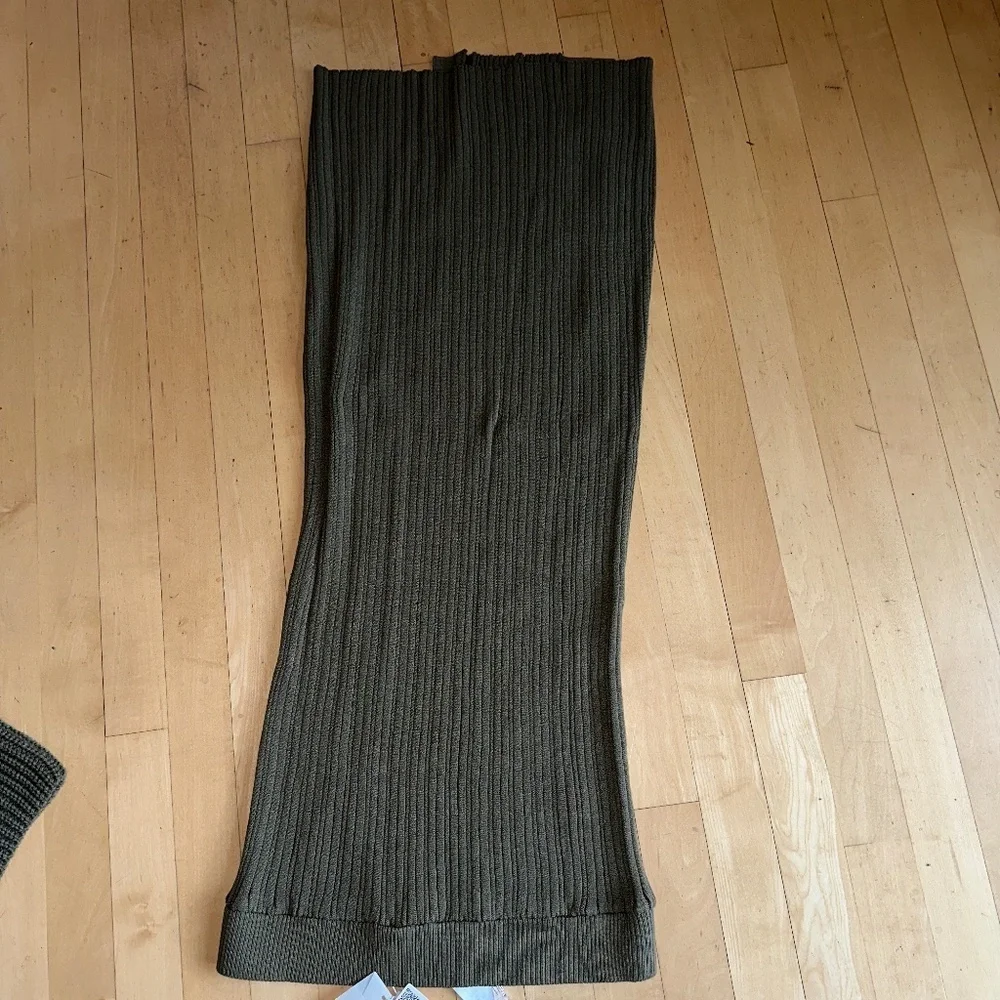 NEW MNG by MANGO olive button detail skirt, L, P 1405 - Picture 7 of 8